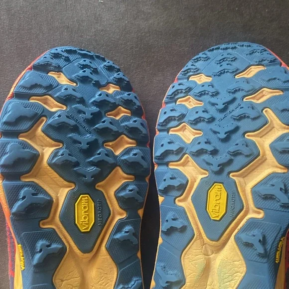 Hoka Men’s Speedgoat 5 Trail Running Shoes 9 Wide - Picture 9 of 13